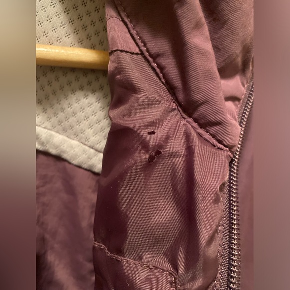 Eddie Bauer Hooded Lightweight Jacket - Picture 4 of 5